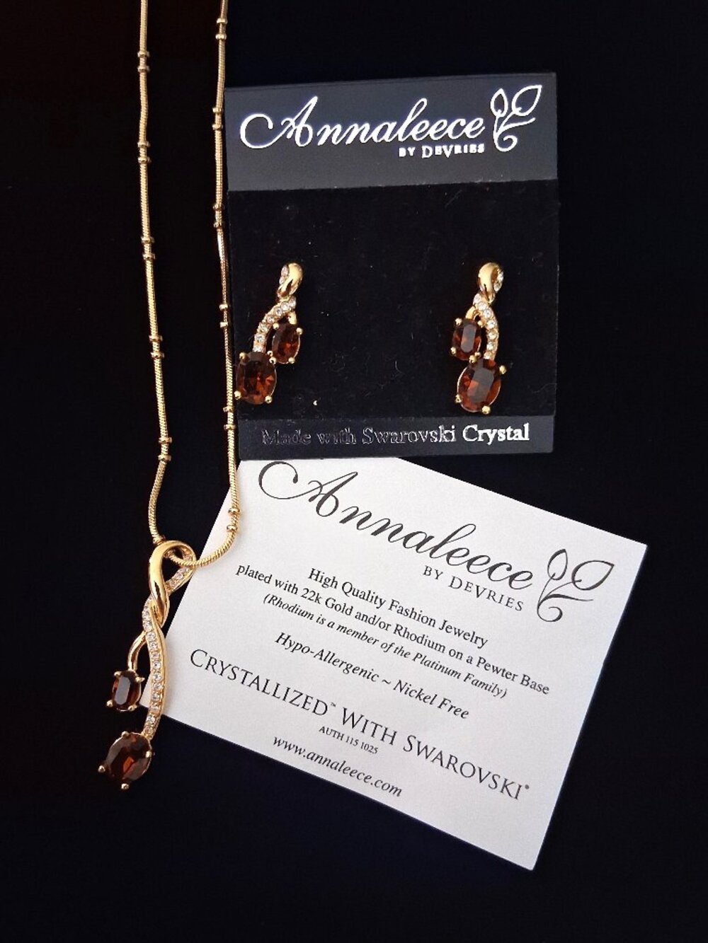 NWT Annaleece by DeVries Smoky Amber Swarovski Crystal Necklace & Earrings Set